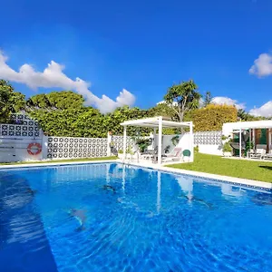https://villa-casacara-costa-del-sol-spain.es-andalucia.com