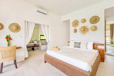 Villa Toscana - 7 Bdr Luxury Villa With Private Pool Seminyak
