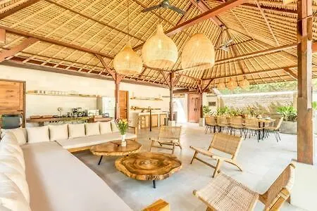 Villa Toscana - 7 Bdr Luxury Villa With Private Pool Seminyak