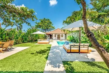 Villa Toscana - 7 Bdr Luxury Villa With Private Pool Seminyak